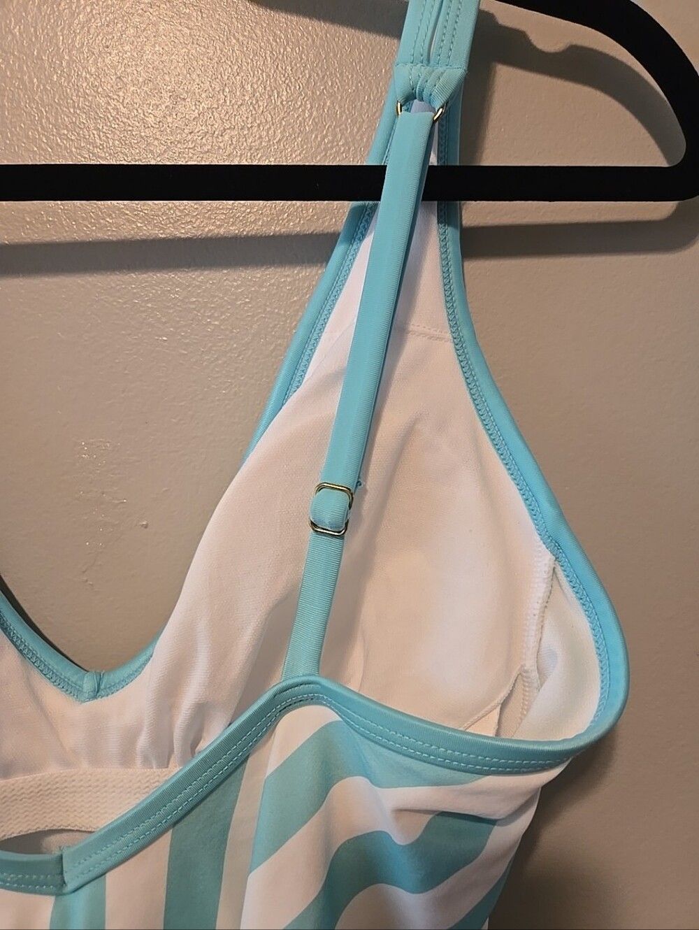 Kona Sol Striped Aqua and White Womens  One-Piece Swimsuit Size S - Picture 6 of 7